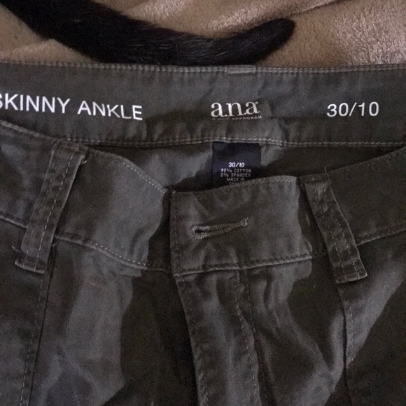 Pants - Picture 2 of 3